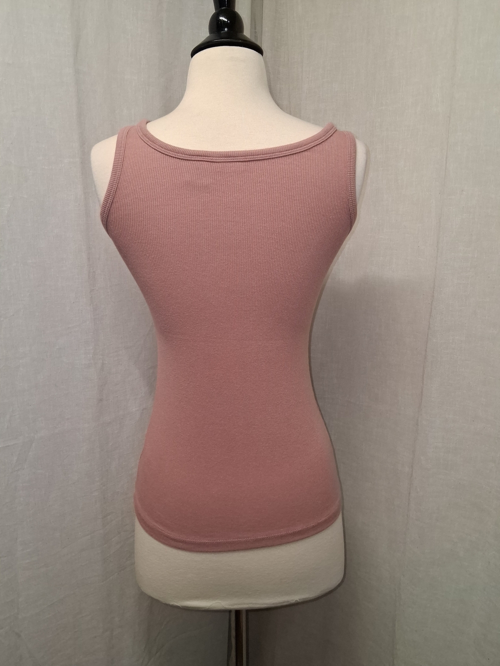 Max Studio Dusty Rose Ribbed Henley Tank - Picture 3 of 6